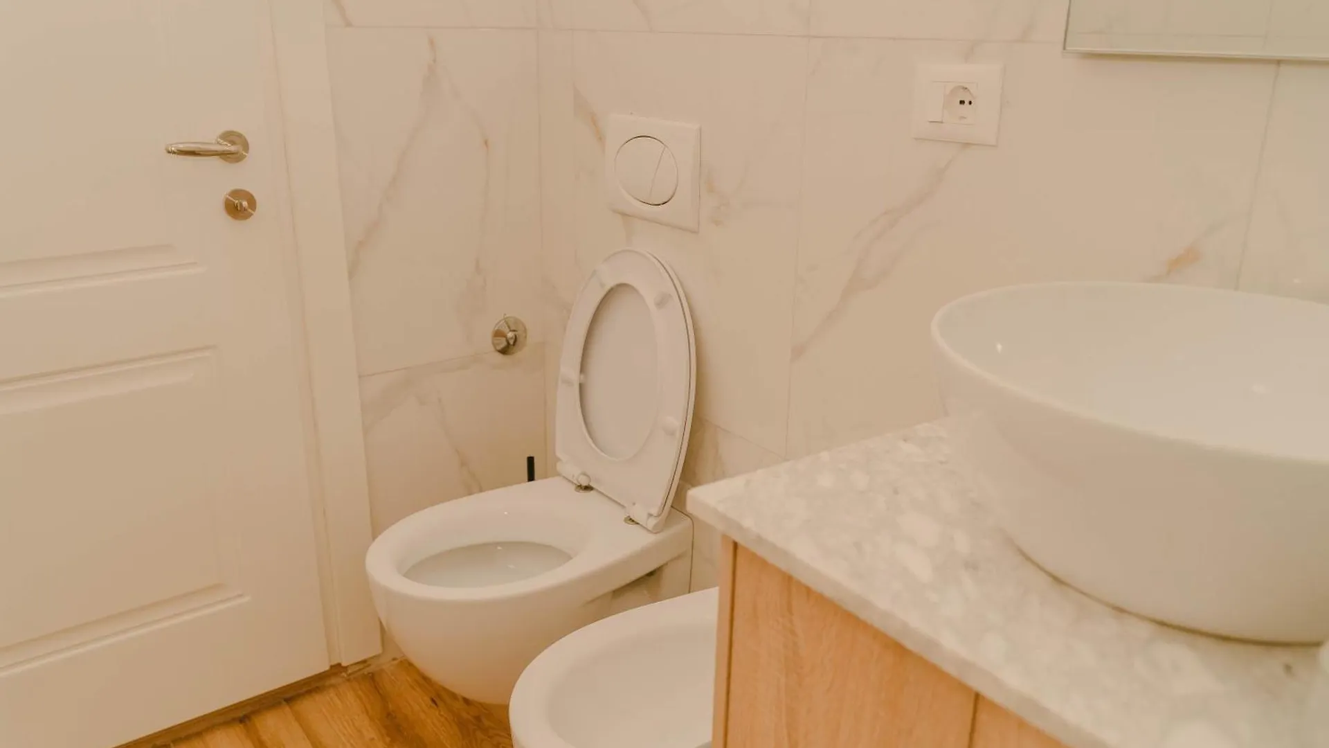 Studio Flat In Heart Of Tirana