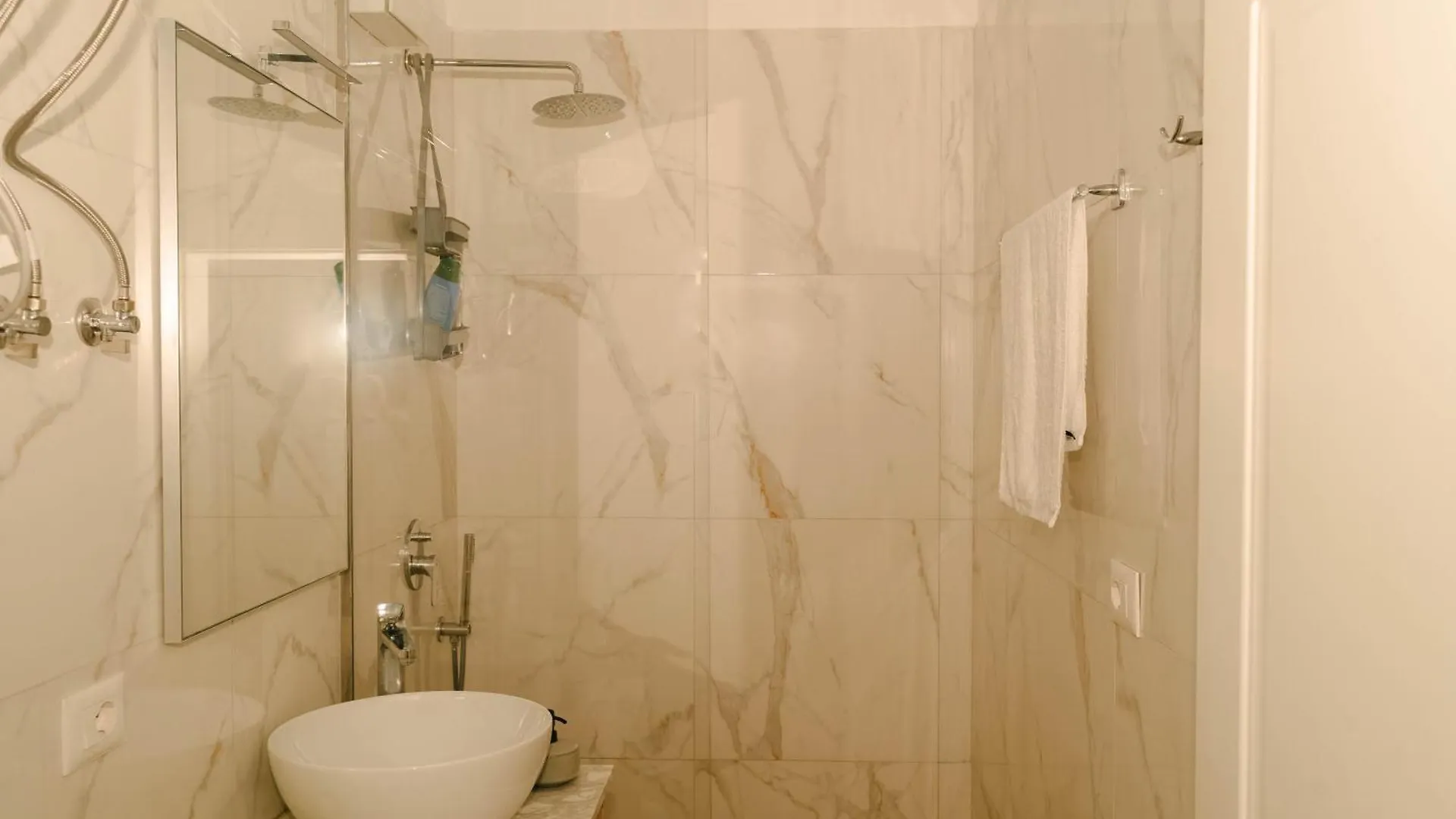 Apartment Studio Flat In Heart Of Tirana Albania