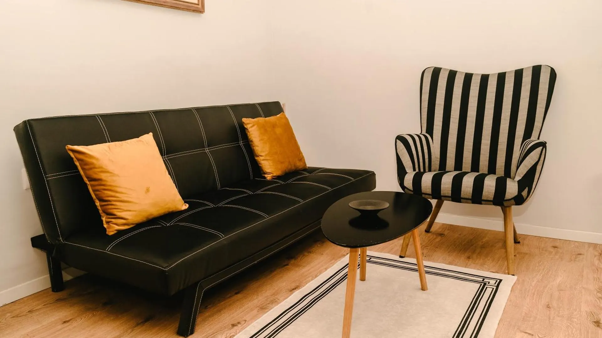 Studio Flat In Heart Of Tirana Apartment